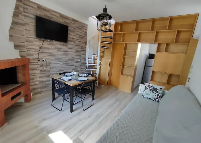 Casa Elide 2 Pila (Livorno)